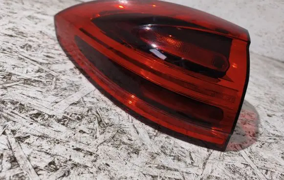 Porsche Cayenne (92A) Rear/tail lights 7P5945207H 90053371
