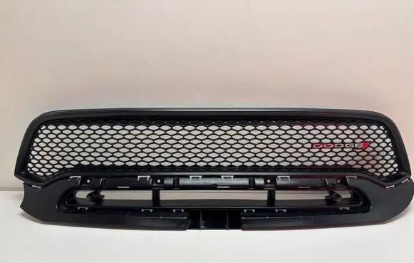 Dodge Durango Front grill 68307807AA