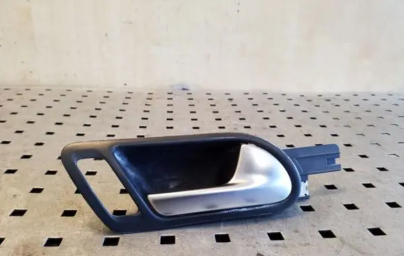 Front door interior handle
