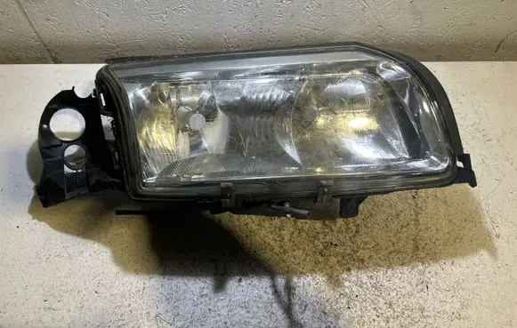 Volvo S80 Headlight/headlamp 30744494 80900613