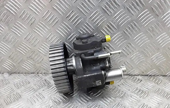 Mazda 6 Fuel injection high pressure pump rf5c13800