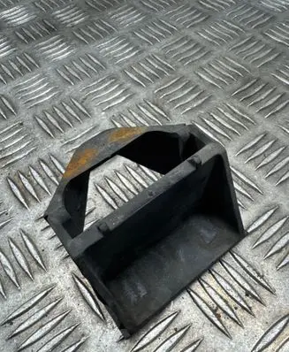 BMW X3 F25 Radiator mount bracket 7593779