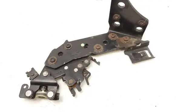 Ford C-MAX II Sliding door lower roller guide/hinge AM51U25000AF