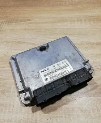 Opel Astra J Engine control unit/module ECU 0281001634 90569348