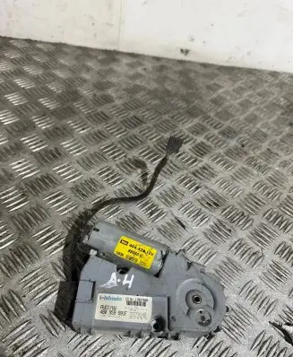 Audi A4 S4 B7 8E 8H Sunroof motor/actuator 4B0959591F
