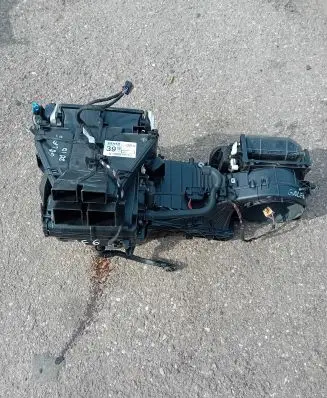 Volkswagen Golf VI Interior heater climate box assembly 5k1820003