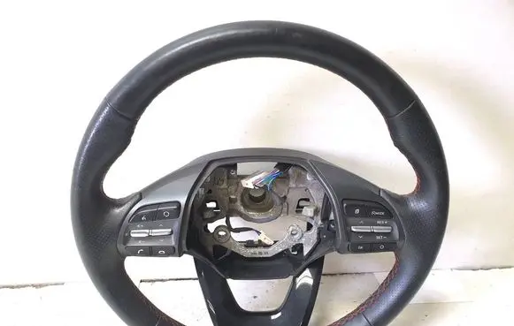 Hyundai Kona I Steering wheel