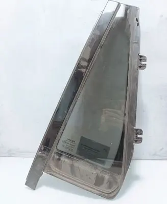 Volvo XC90 Rear vent window glass AS3