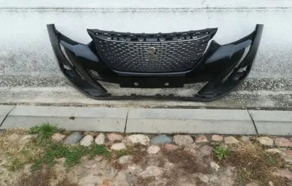 Peugeot 2008 II Front bumper
