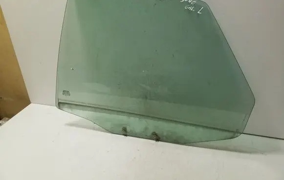 Volvo S40 Rear door window glass
