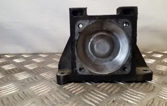 Chrysler 300 - 300C Gearbox mounting bracket 04578062AC