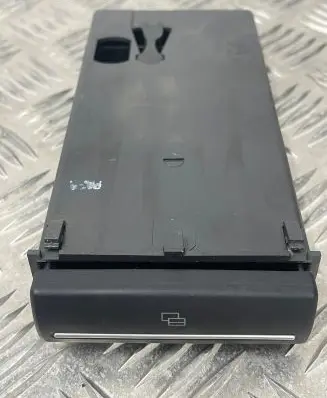 Audi A3 S3 8P Glove box 8P0941561F