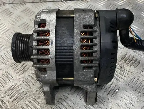 Nissan Qashqai Generator/alternator 23100EN000 MR20