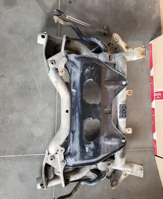 Mercedes-Benz CLS C218 X218 Front subframe A2126280411