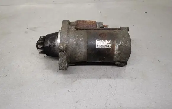 Nissan X-Trail T30 Starter motor 233008H801