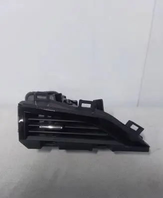 Dashboard side air vent grill/cover trim