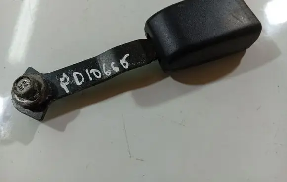 Mazda 6 Front seatbelt buckle 031121DI