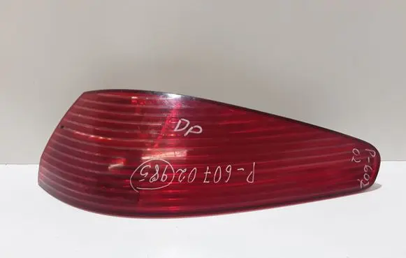 Peugeot 607 Rear/tail lights
