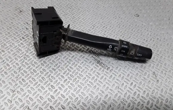 Honda CR-V Wiper control stalk