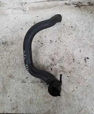 Volkswagen PASSAT B6 Engine coolant pipe/hose