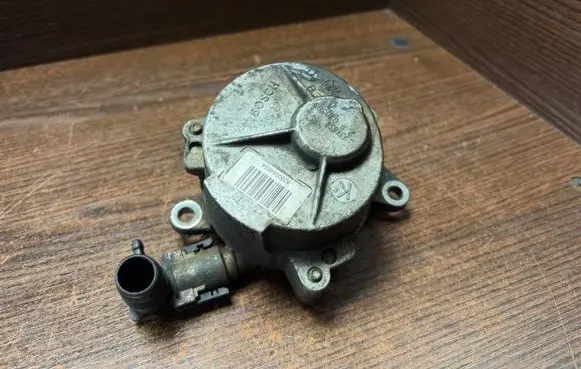 Renault Trafic II (X83) Vacuum pump 8200934654 934654