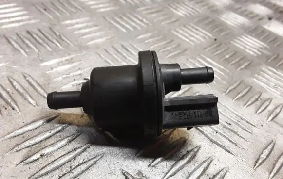 Volkswagen Polo V 6R Turbo solenoid valve 6QE906517 2580116B