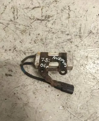 Coolant fan relay