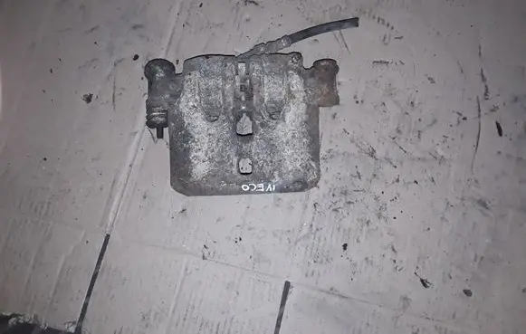 Iveco Daily 35 - 40.10 Front brake caliper NOCODE