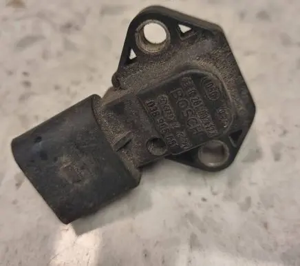Volkswagen Sharan Air pressure sensor 038906651 0281002177