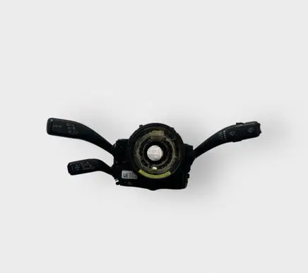 Wiper turn signal indicator stalk/switch