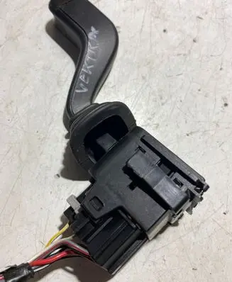 Opel Vectra B Indicator stalk 90221174