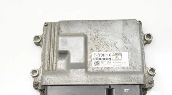 Mazda 6 Engine control unit/module SH1X18881J