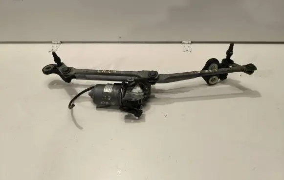 BMW X5 E70 Front wiper linkage and motor 7200535 40515412