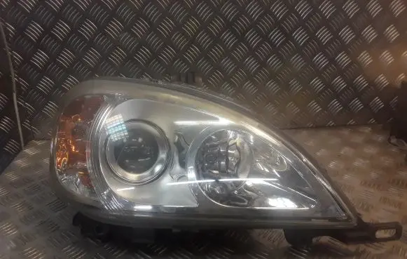 Mercedes-Benz ML W163 Headlight/headlamp
