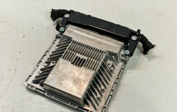 Audi A6 S6 C6 4F Engine control unit/module 4F0907552C 4F0910552F