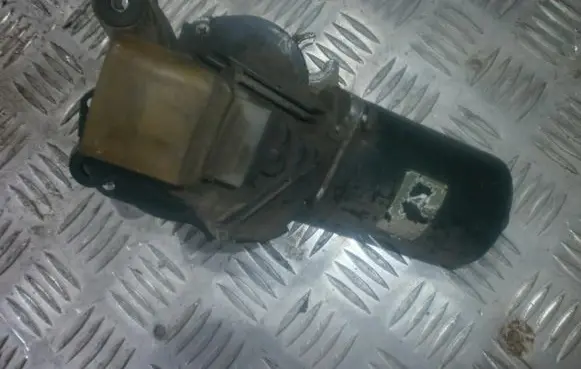 Nissan Almera Wiper motor