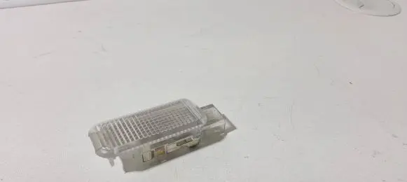 Audi A6 S6 C6 4F Glove box light 4B0947415