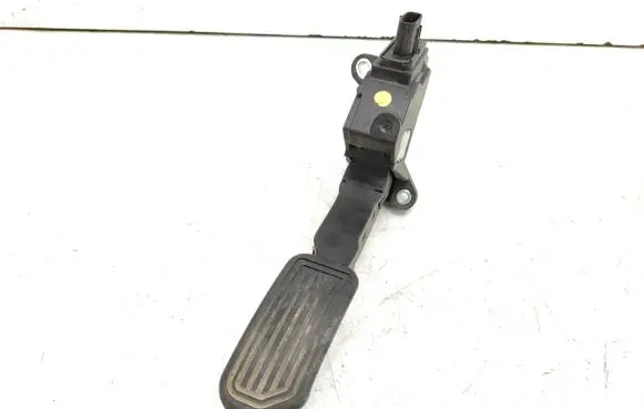 Toyota Auris E180 Accelerator throttle pedal 781100W040