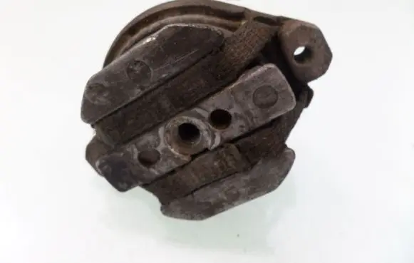 Audi A4 S4 B5 8D Gearbox mount 4B0399151S