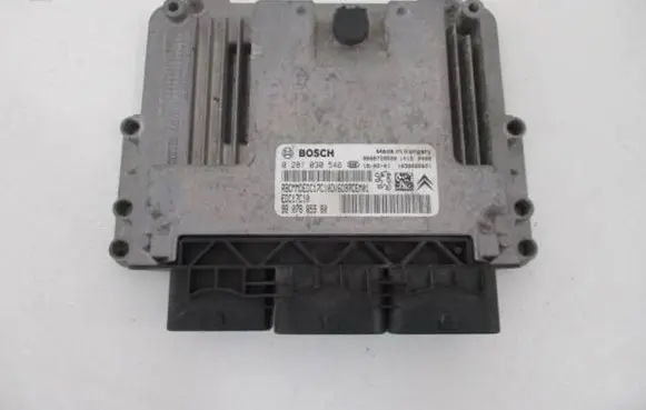 Citroen C3 Picasso Engine control unit/module 0281030546