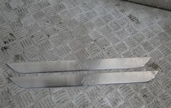 Seat Leon (5F) Front sill trim cover