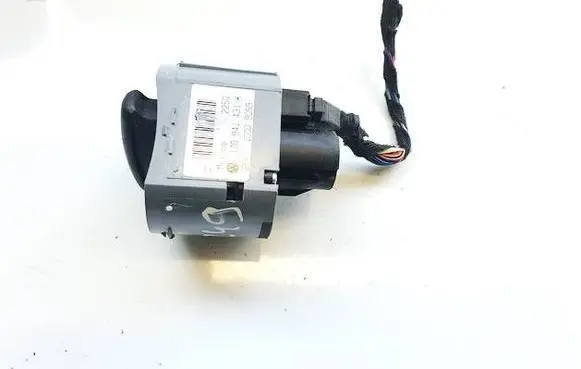 Skoda Octavia Mk2 (1Z) Light switch 1z0941431k