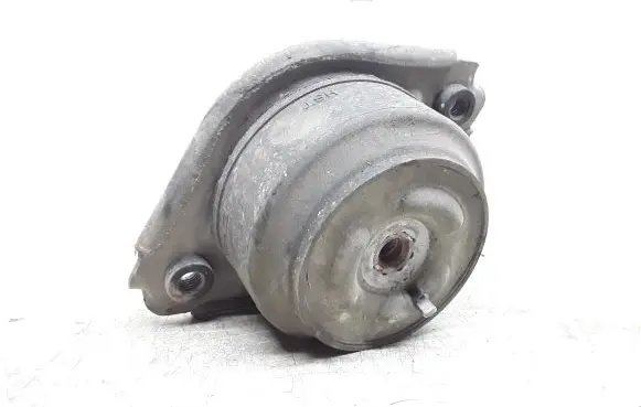 Mercedes-Benz ML W164 Engine mount bracket A2512403117