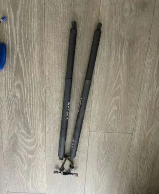 Ford Puma Tailgate/trunk strut/damper L1TBS404C84AA