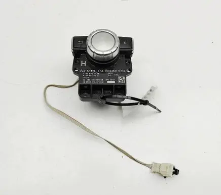 Mercedes-Benz CLS C218 X218 Head unit multimedia control A1728701258 A1728701158