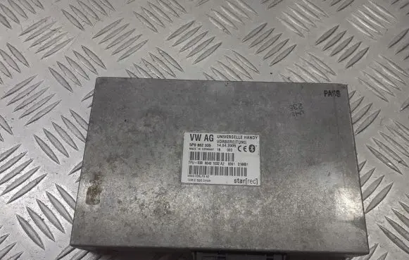 Skoda Octavia Mk2 (1Z) Bluetooth control unit module 5P0862335