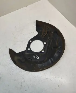 Nissan Qashqai Rear brake disc plate dust cover 