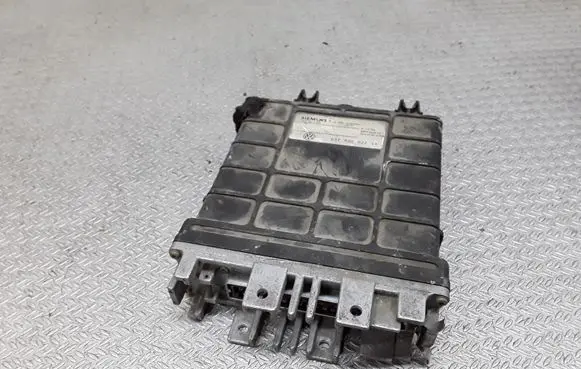 Volkswagen PASSAT B4 Engine control unit/module 037906022GD 5WP4130