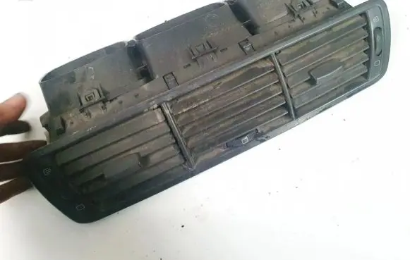 Peugeot 807 Dash center air vent grill 1484107077 1846594