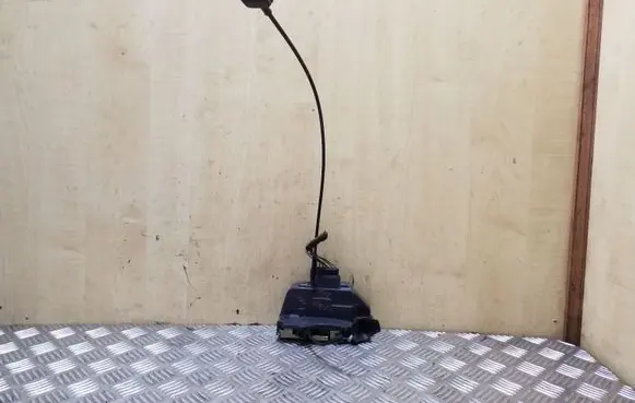 Renault Scenic II - Grand scenic II Front door lock 119124